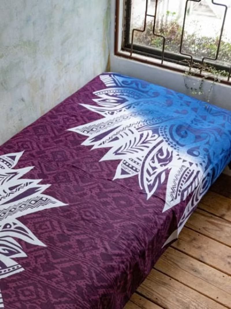 Navajo Feather Pattern Bed Cover | Multi Cloth