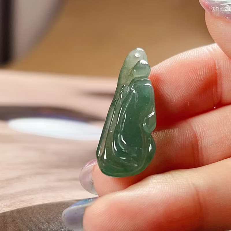 冰綠翡翠無相佛| 天然緬甸玉A貨翡翠 | 送禮