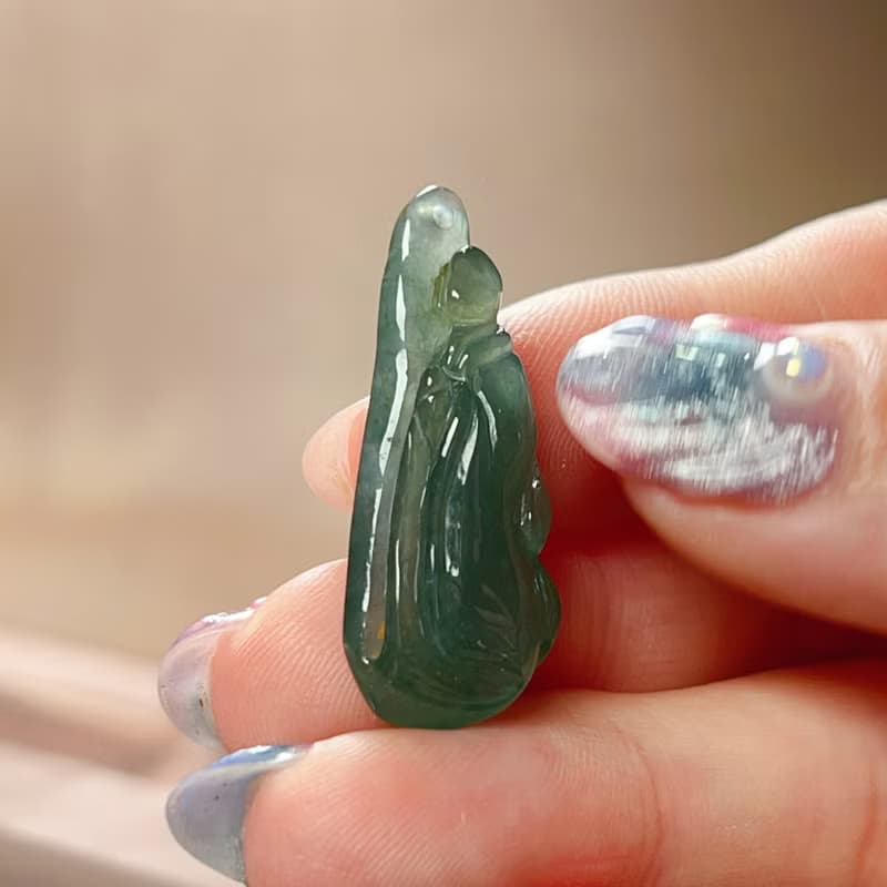 冰綠翡翠無相佛| 天然緬甸玉A貨翡翠 | 送禮