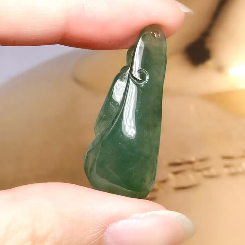 冰綠翡翠無相佛| 天然緬甸玉A貨翡翠 | 送禮