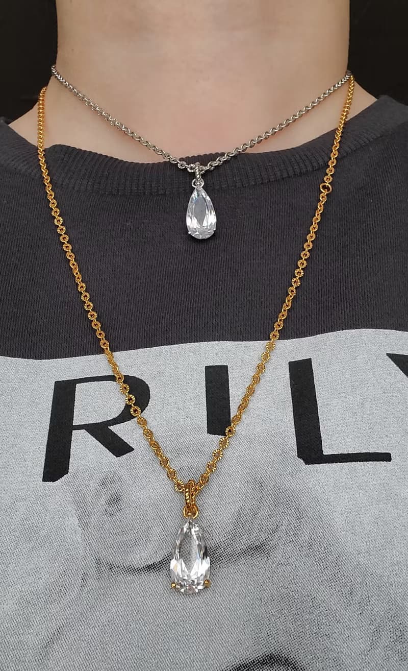 黃銅項鍊鍍銠 ~ 單鑽項鍊 ~ 水滴形鋯石項鍊 ~ 銀色