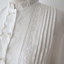 日本製復古刺繡小立領寬鬆薄長袖白色古著襯衫