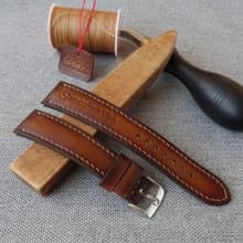 用於歐米茄超霸表的表帶。真正的皮革。手工製作。復古風格