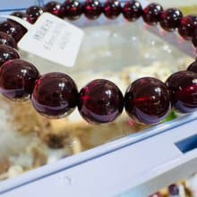 精品絕美晶體紫牙烏水晶8.5mm30.95g美容水晶氣血循環