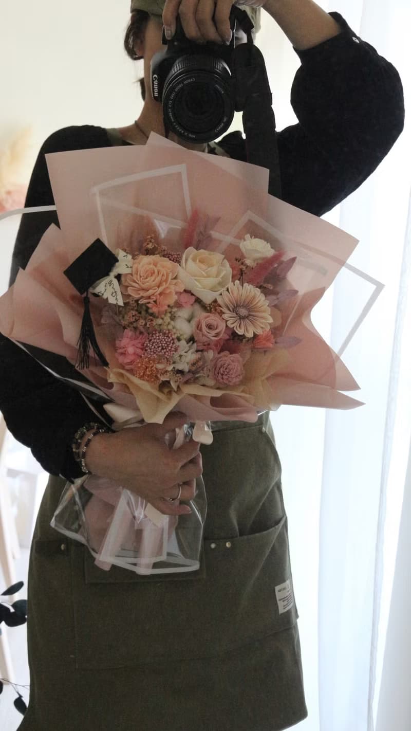 【畢業花束】太陽花花束 畢業禮物 永生花束 畢業季 乾燥花
