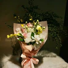 鮮花花束 畢業花束 授獎 禮物 求婚 情人節 白色系