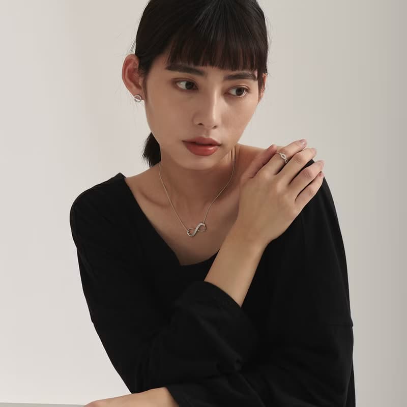 愛無限鑲鑽項鍊 鋯石項鍊 精緻經典