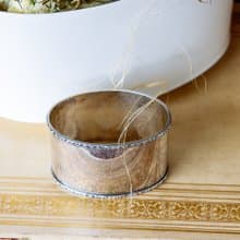 簡約花邊銀餐巾套環 - 西洋古董