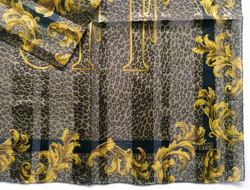 Gianfranco Ferre Vintage Women Scarf Tiger Baroque GFF Vintage 23.5 x 23 inches