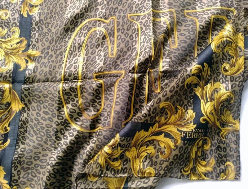 Gianfranco Ferre Vintage Women Scarf Tiger Baroque GFF Vintage 23.5 x 23 inches