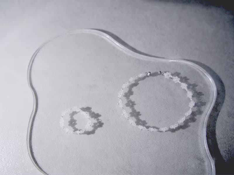 【セット】　ビーズブレスレットとビーズリング　　clear silver　　マグネット着脱　韓国