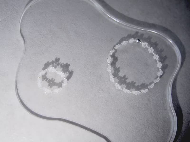 【セット】　ビーズブレスレットとビーズリング　　clear silver　　マグネット着脱　韓国