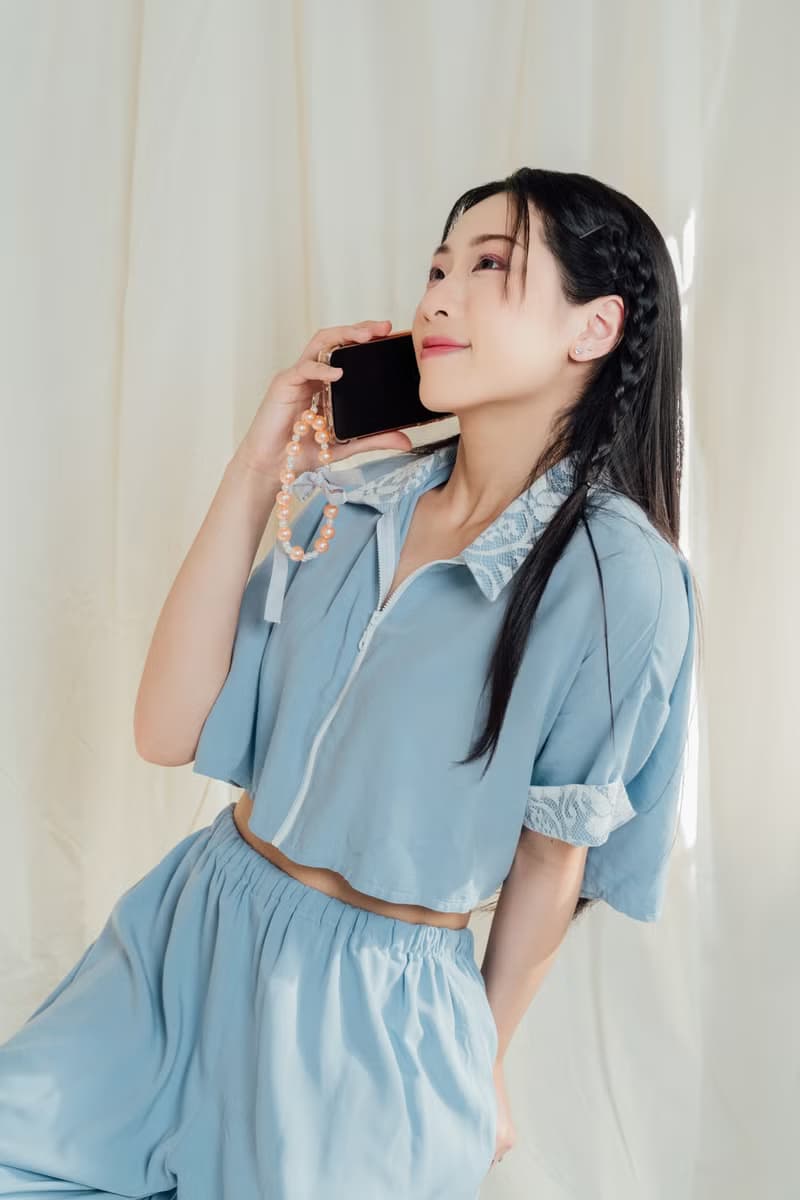 黑蝴蝶串珠手機掛繩