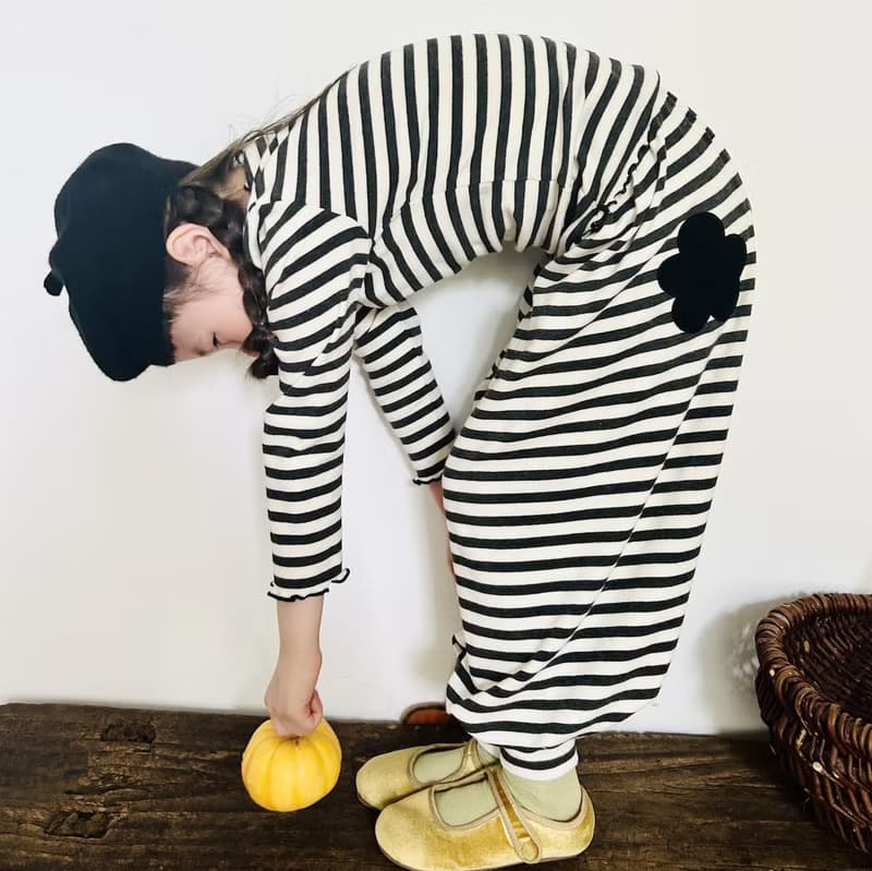半高領純棉條紋木耳邊長袖上衣 / 兩色可選 童裝