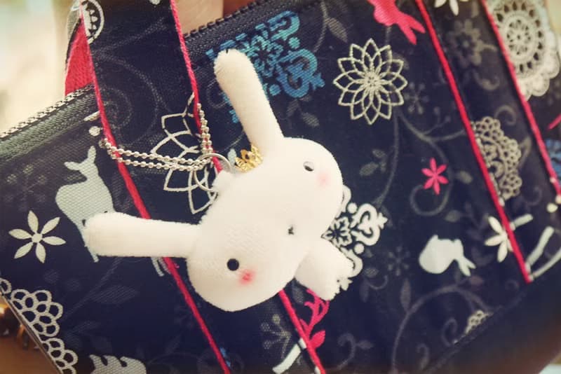 Bucute 愛麗絲花園隨時滑手機小小包/桃紅/生日禮物 /出國旅行/交換禮物/手作/日本 進口印花布