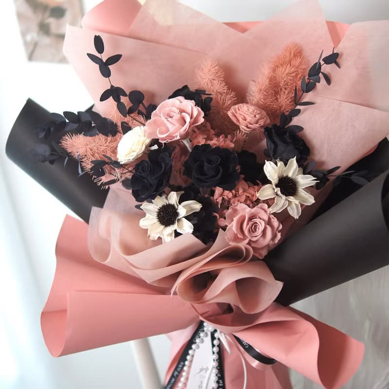 【艸弄Garden Lane Floral】Black Pink永生花束/求婚花束
