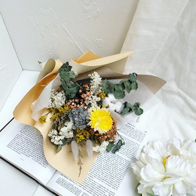 【畢業花束】拒絕油膩記好理想|畢業花束乾燥花|畢業花|向日葵