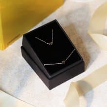 白色情人節限定禮盒組-質感小金心手鍊+項鍊