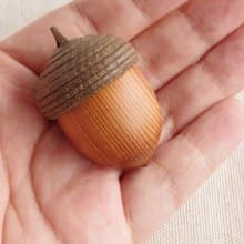 日本のどんぐりシリーズ　オキナワウラジロガシの木彫アロマディフューザー ペンダント ルームフレグランス 受注制作