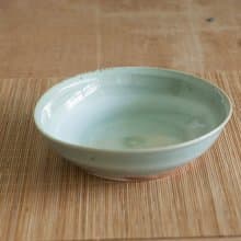 青瓷岩石紋盤子