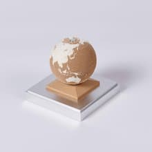 2025 3D 立體紙雕地球日曆【英文國際通用版】大地黃 - 順豐空運