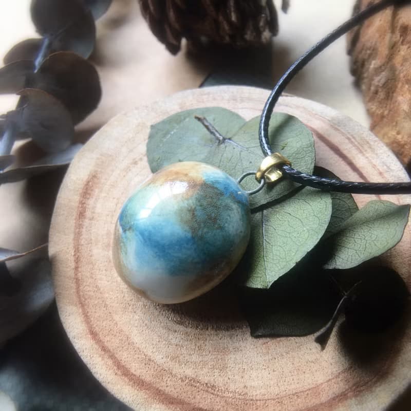 【母親節優惠 擴香項鍊】香水精油項鍊-蒼茫沙漠 滿月型|手作陶藝