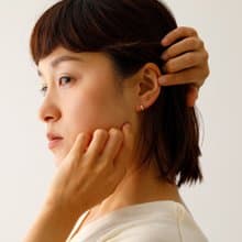 cradle-plain GD ―小ぶりでシンプルなゴールドライン miniループフィットイヤリング