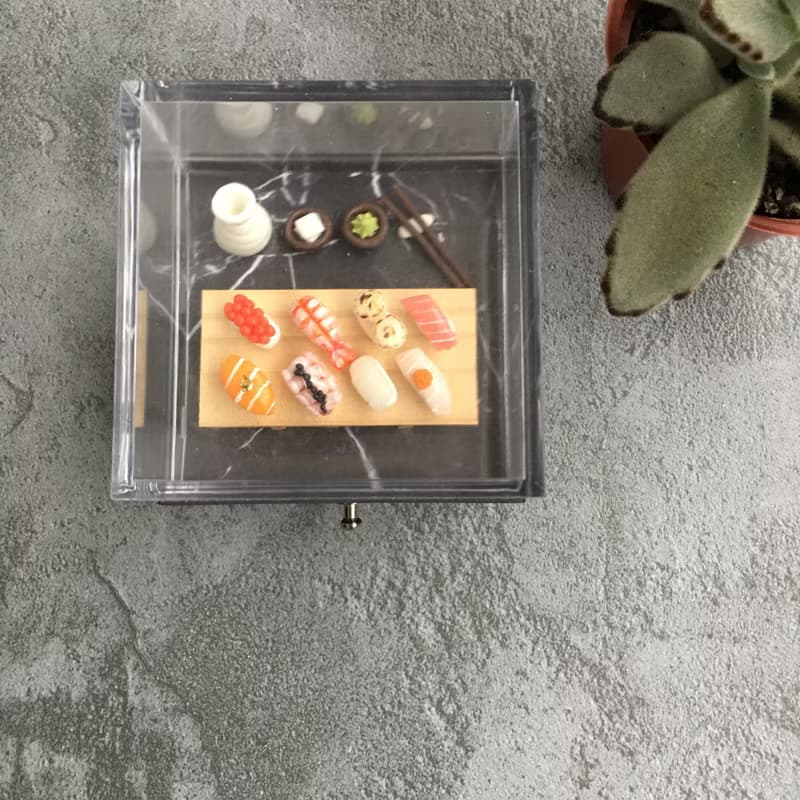 尤朵拉小屋 生日禮物、情人節禮物、袖珍日本鮭魚壽司、飾品盒