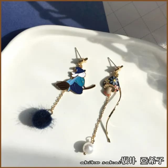 【Akiko Sakai】日系可愛童趣魔法女巫造型耳環 -單一款式(生日 送禮 禮物)