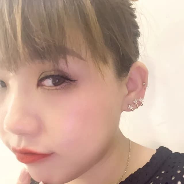 【bibi】情人節禮物 三朵小花耳排簡單手鑲韓版耳釘耳環925純銀針精緻通勤耳飾網紅爆