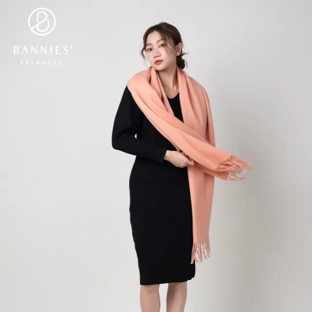 【BANNIES 頂級羊毛圍巾】純羊毛圍巾｜厚織-蜜糖粉(圍巾 披肩 羊毛 厚織)