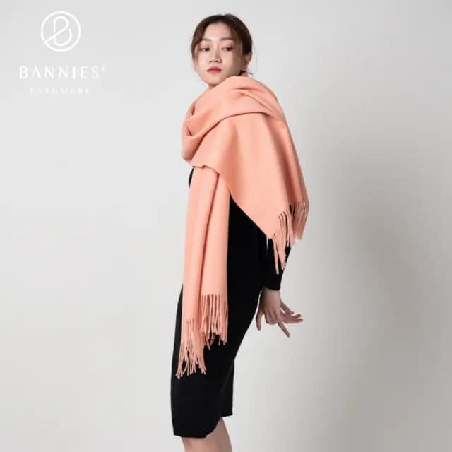 【BANNIES 頂級羊毛圍巾】純羊毛圍巾｜厚織-蜜糖粉(圍巾 披肩 羊毛 厚織)