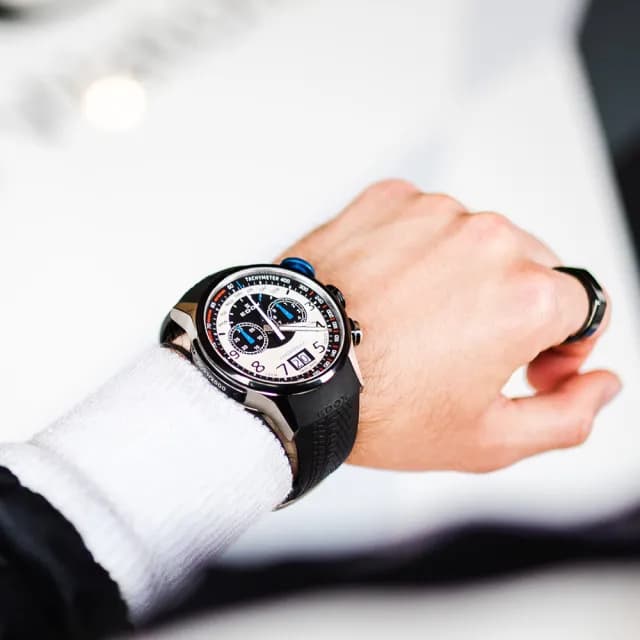 【EDOX 伊度】限量賽車錶 BMW M MOTOSPORT  賽車計時石英錶/48mm 送禮 禮物 推薦(E38001.TINNBU.BN)