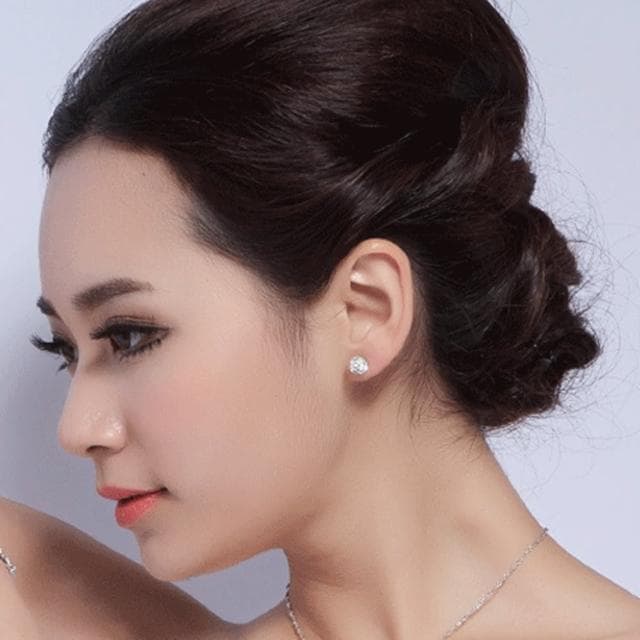 【Emi 艾迷】買一送一 氣質璀燦完美 水鑽球 耳環 多款選(共2入)
