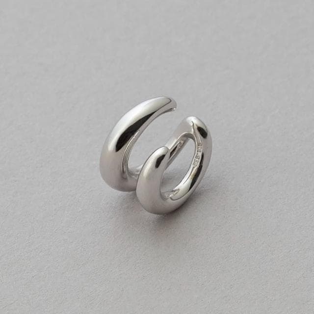 【ete】Peek Cuff  簡約摩登比克耳釦(銀色 金色)