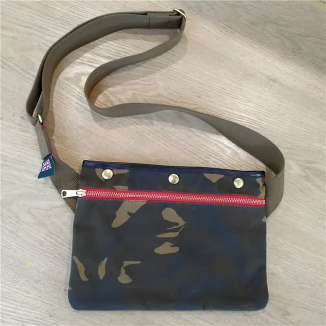 【巴黎精品】父親節禮物 側背包帆布肩背包(復古迷彩手提斜背男女包包v1ac33)