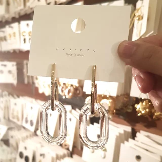 【BBHONEY】韓國飾品 勾壓克力金屬 個性耳環 時尚造型搭配耳飾(韓國東大門飾品)