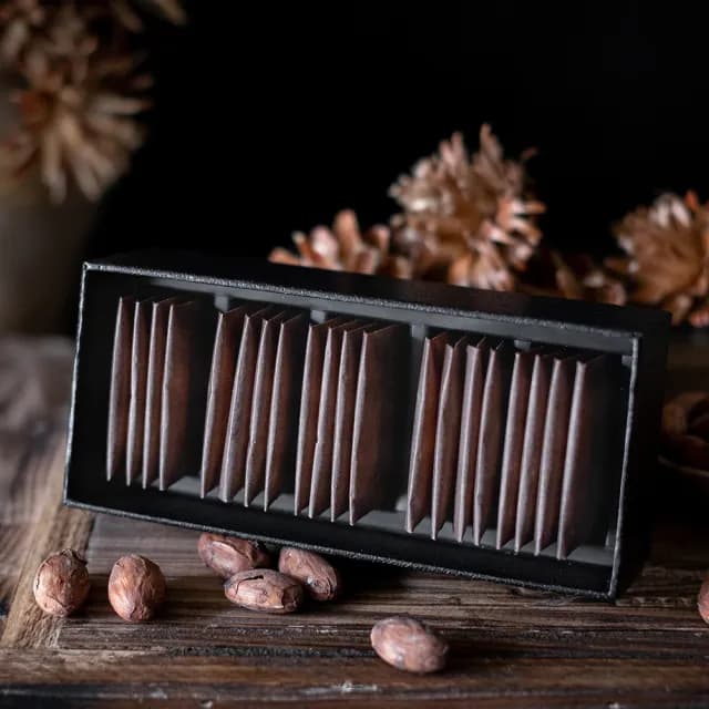 【黑方巧克力】100%經典黑巧克力薄片(ICA金牌巧克力)