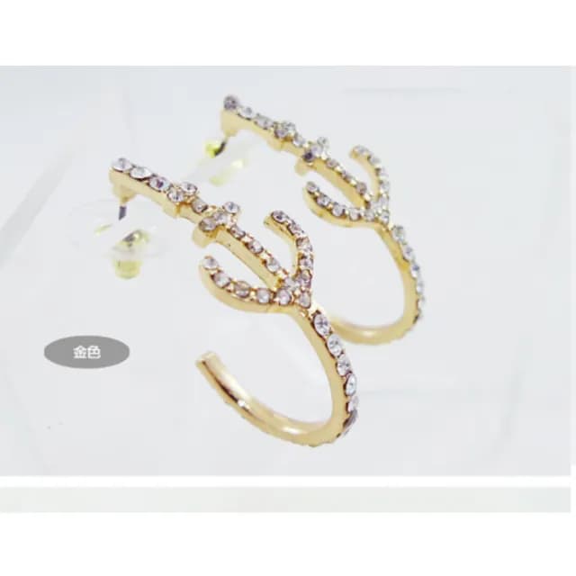 【Kaye歐美流行飾品】海錨鑲嵌水鑽半圓造型耳飾