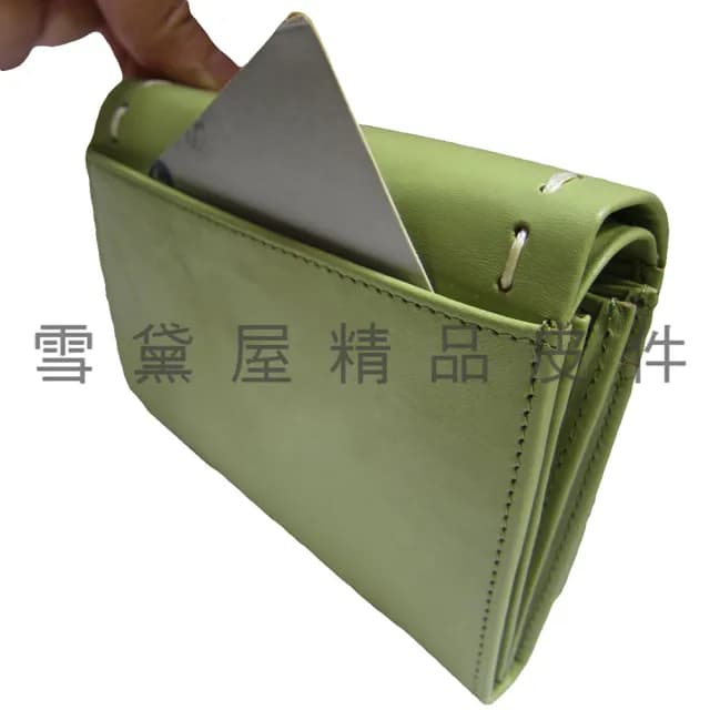 【SNOW.bagshop】情人節禮物 真皮包包  短夾中性復古皮夾二折暗扣式主袋100%進口牛皮革(材質輕巧大方好攜帶
