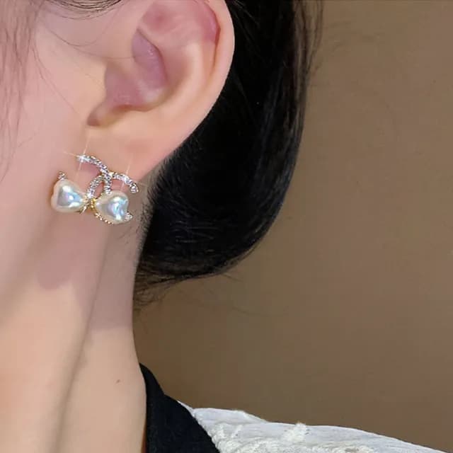 【BBHONEY】氣質小香風 雙C字心型蝴蝶結耳環(甜美韓風)