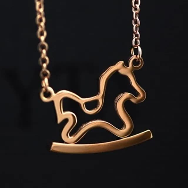 【米蘭精品】現貨+預購 玫瑰金項鍊吊墜子(鏤空小木馬時尚流行飾品情人節生日聖誕節交換禮物71x94)