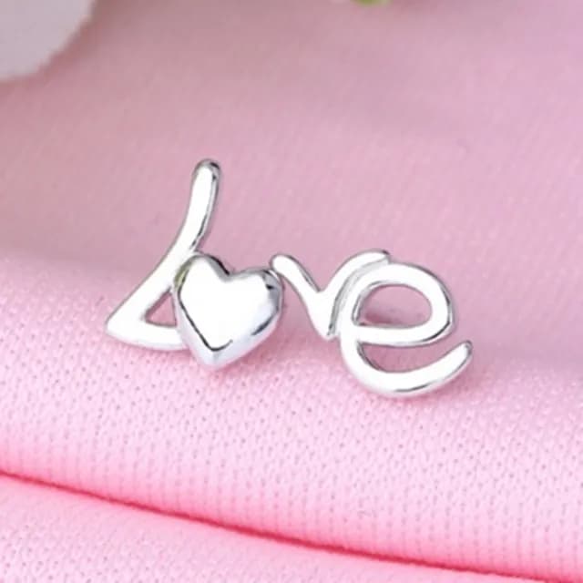 【米蘭精品】現貨+預購 耳環耳針式流行銀飾品(LOVE字母時尚七夕情人節生日聖誕節交換禮物73ac84)