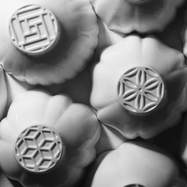 【TALES 神話言】花窗舞影-繁花錦葵．碗(文創 禮品 禮物 收藏)