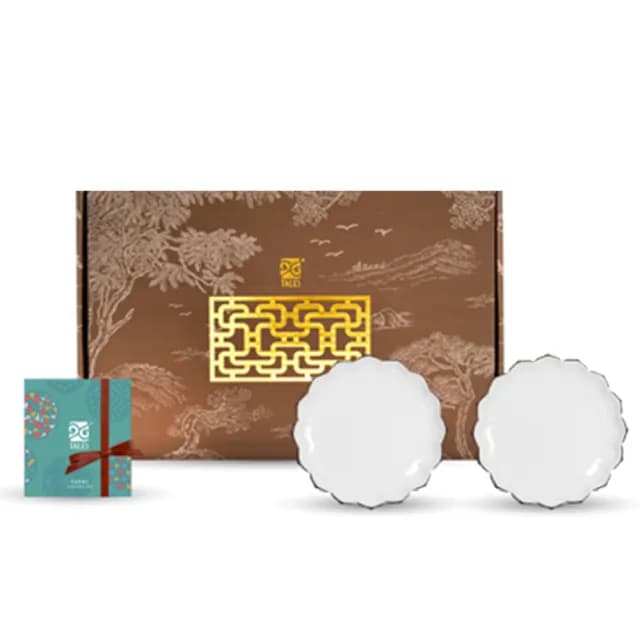 【TALES 神話言】花窗舞影-萬福芝蓮．碟(文創 禮品 禮物 收藏)