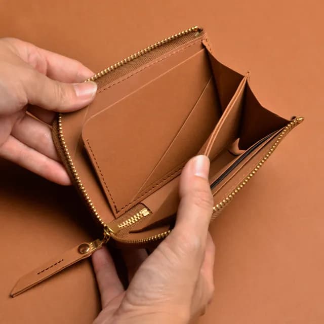 【俬品創意】L型零錢包_醇焦糖(RFID防盜刷.感應免取卡)