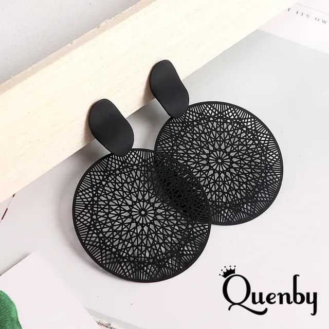 【Quenby】時尚流行感黑色捕夢網耳環/無耳洞耳夾(耳針/飾品/配件) - momo購物網 - 好評推薦 -