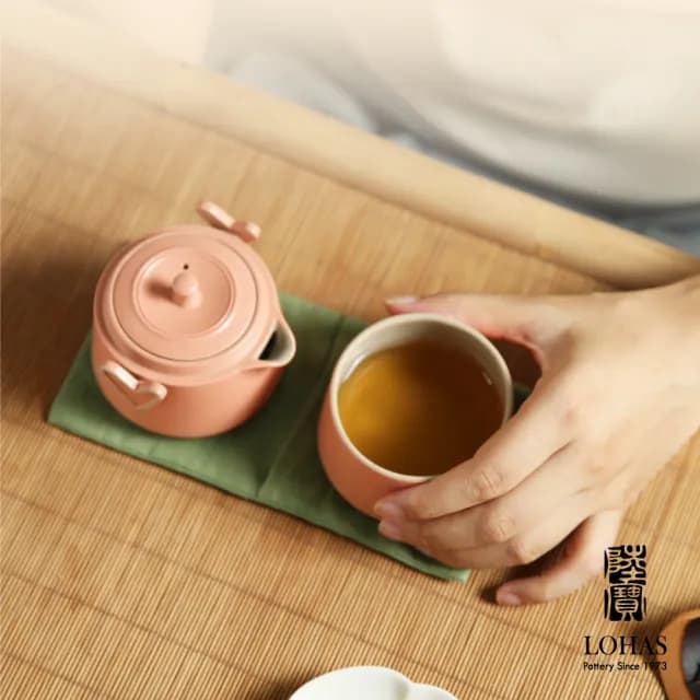 【LohasPottery 陸寶】心想事成隨手泡(一壺一杯一套 旅行茶具 三色可選)