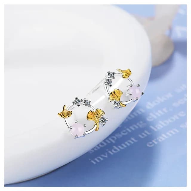 【HaNA 梨花】韓國晶瑩剔透．清新杏葉草莓晶迷你耳環(針式 耳環 耳飾 耳圈 耳釘)