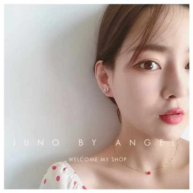 【HaNA 梨花】韓國極簡．俏皮可愛小鹿角耳環紅色草莓晶耳環(針式 耳環 耳飾 耳圈 耳釘)